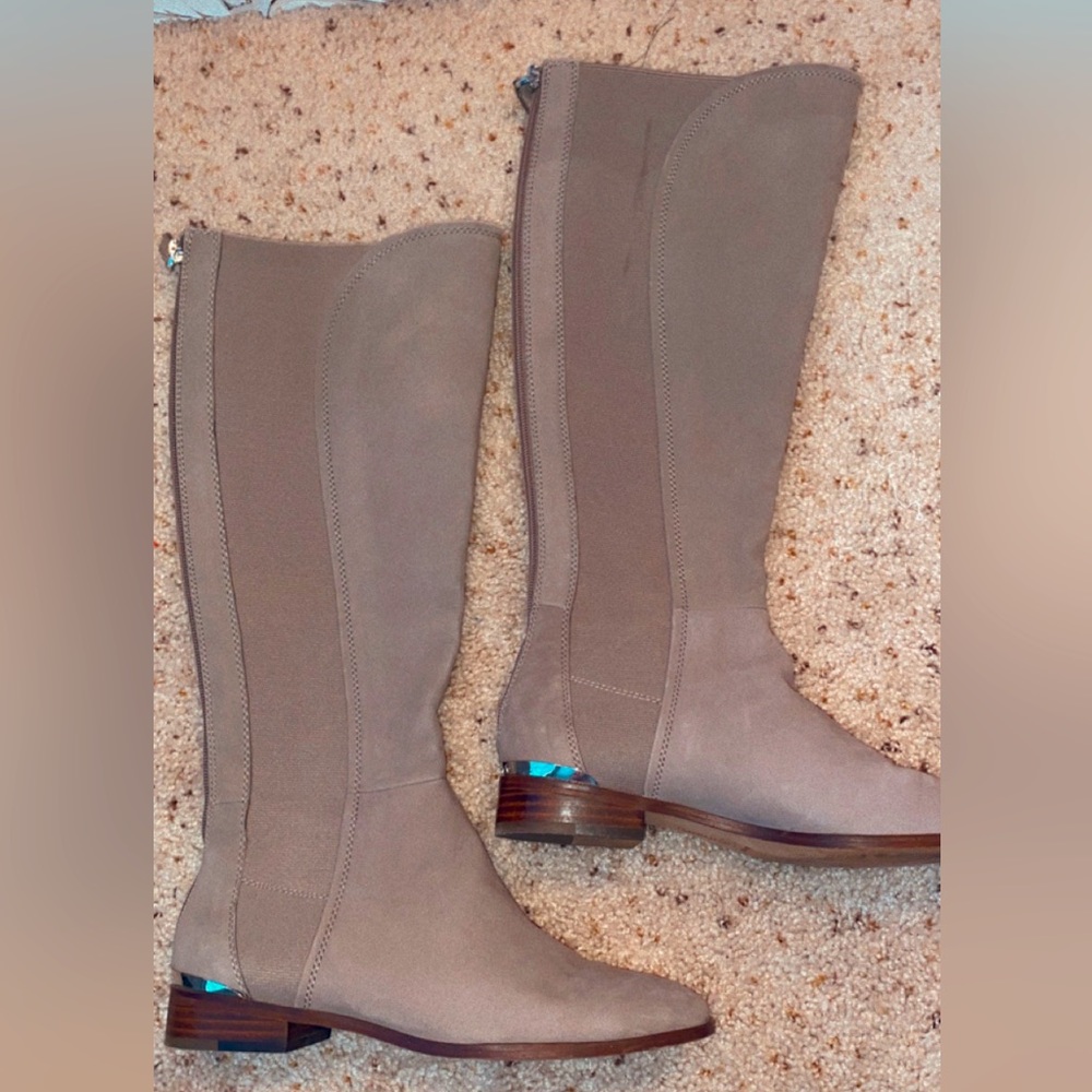 Louise et Cie knee high gray boots sz 8.5.